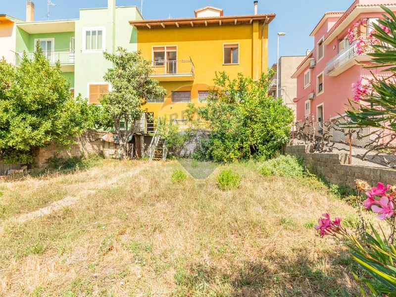 Trilocale in Vendita a Canino, 155'000€, 140 m²