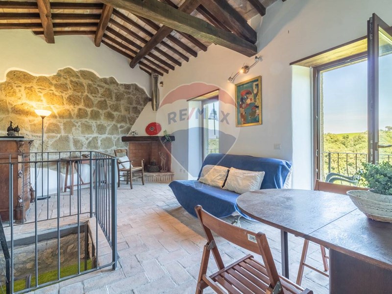 Bilocale in Vendita a Ischia di Castro, 120'000€, 186 m²