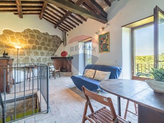 Bilocale in Vendita a Ischia di Castro, 120'000€, 186 m²