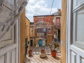 Casa Indipendente in Vendita a Caltagirone, 18'000€, 150 m²