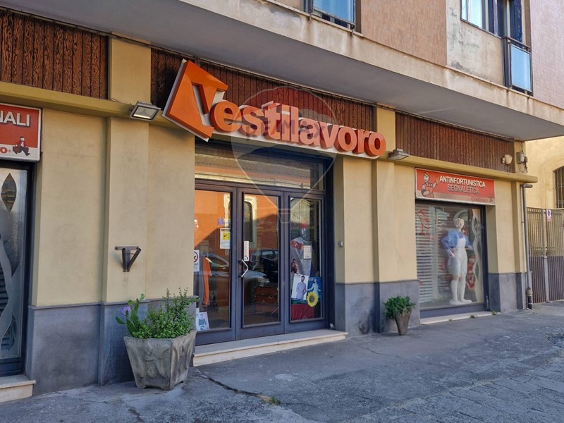 Attività commerciale in Vendita a Catania, 59'000&euro;, 90 m²