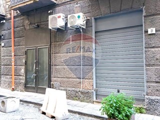 Immobile commerciale in Vendita a Napoli, 209'000&euro;, 153 m²