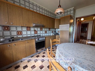 Casa Semi Indipendente in Vendita a Codognè, 180'000€, 254 m²