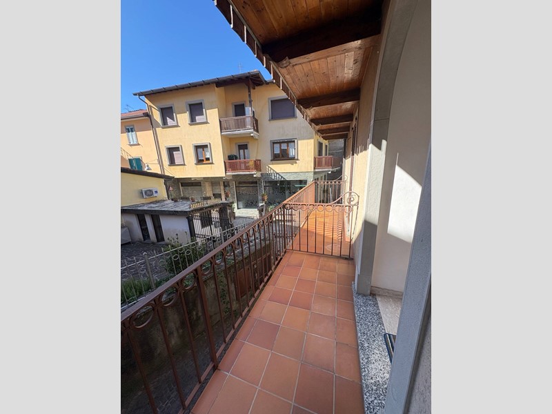 Trilocale in Vendita a Villa d'Ogna, 65'000€, 80 m²