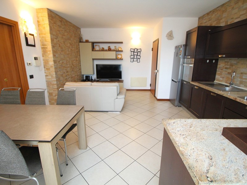 Bilocale in Vendita a Castellanza, 150'000€, 67 m²