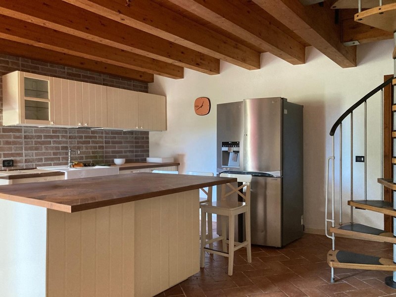 Casa Indipendente in Vendita a Papozze, 205'000&euro;, 230 m², con Box