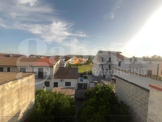 Casa Indipendente in Vendita a Calvi Risorta, 140'000€, 200 m², arredato