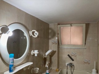 Quadrilocale in Vendita a Brindisi, 120'000€, 129 m²