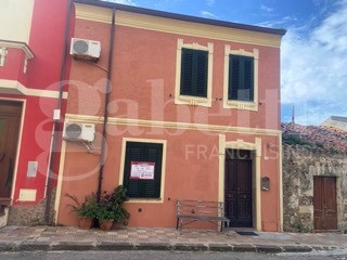 Casa Indipendente in Vendita a Ittiri, 63'000€, 157 m²