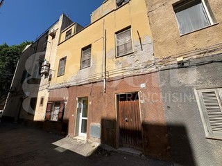 Quadrilocale in Vendita a Sassari, 35'000€, 128 m²