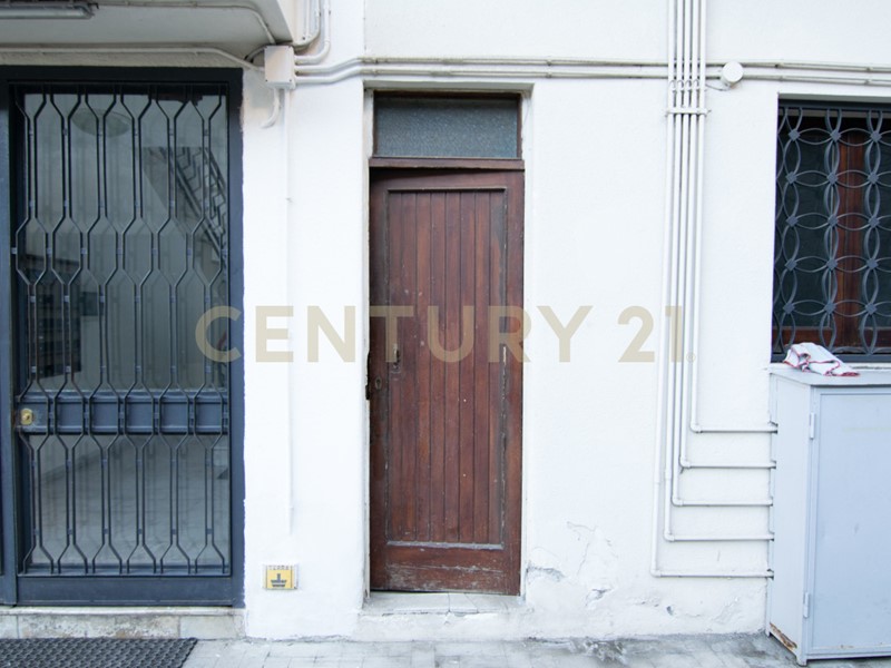 Trilocale in Vendita a Catania, 45'000&euro;, 66 m²