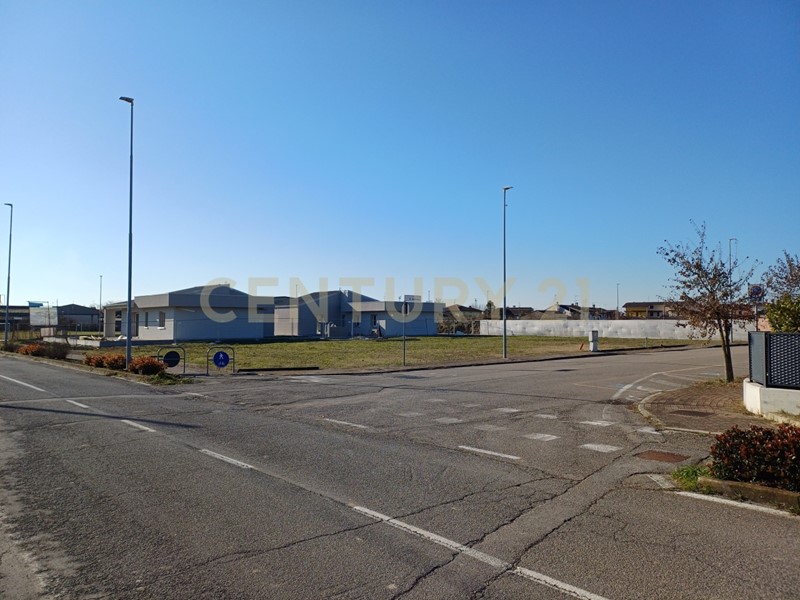 Terreno edificabile in Vendita a Castelbelforte, 73'000&euro;, 600 m²