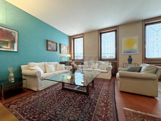 Appartamento in Vendita a Thiene, 358'000€, 251 m²