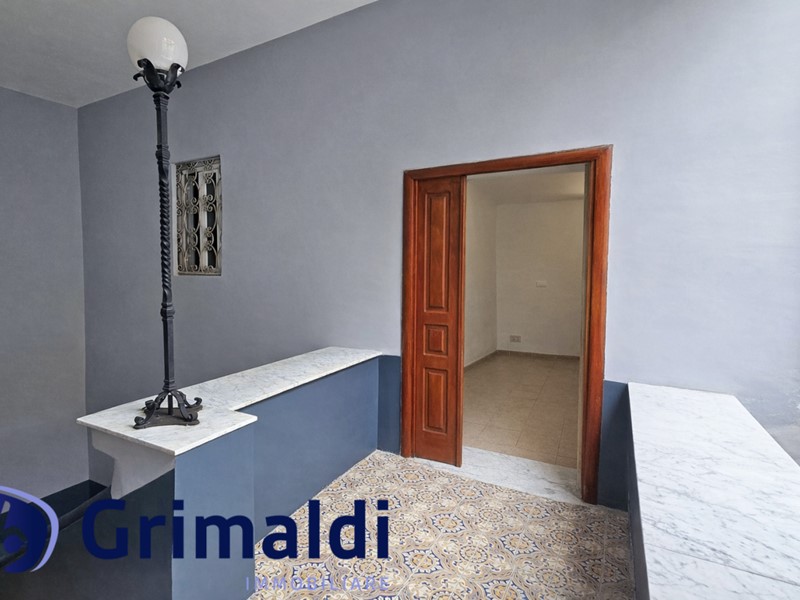 Appartamento in Vendita a Napoli, 799'000&euro;, 224 m²