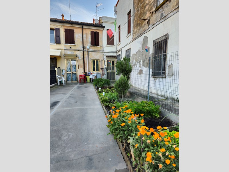 Casa Semi Indipendente in Vendita a Copparo, zona centrale, 30'000&euro;, 48 m²