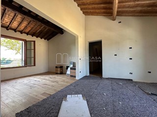 Quadrilocale in Vendita a Pisa, zona La Vettola, 250'000€, 80 m²