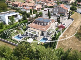 Casa Indipendente in Vendita a Calcinaia, zona Oltrarno, 460'000€, 137 m²