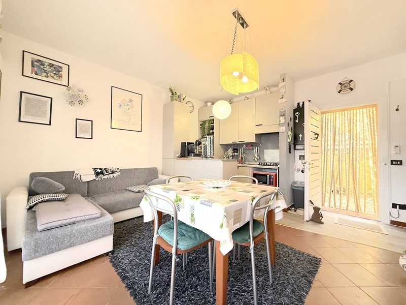 Quadrilocale in Vendita a Trinità d'Agultu e Vignola, 180'000€, 78 m²