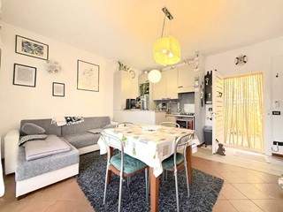 Quadrilocale in Vendita a Trinità d'Agultu e Vignola, 180'000€, 78 m²