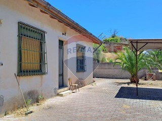 Villa in Vendita a Vizzini, 80'000€, 120 m²