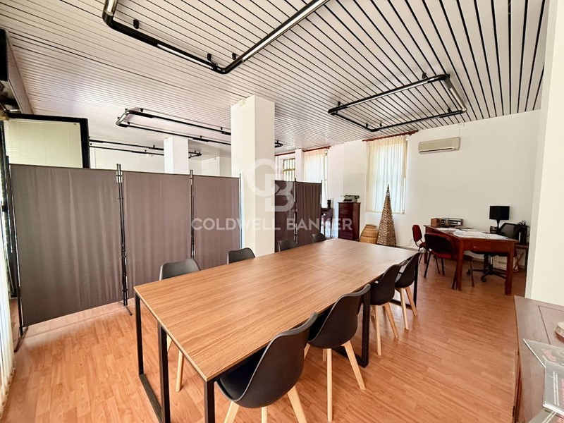 Negozio in Vendita a Acireale, 129'000€, 90 m²