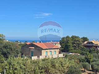 Villa in Vendita a Francavilla al Mare, 165'000&euro;, 186 m²