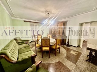 Casa Indipendente in Vendita a Fresonara, 79'000€, 120 m²