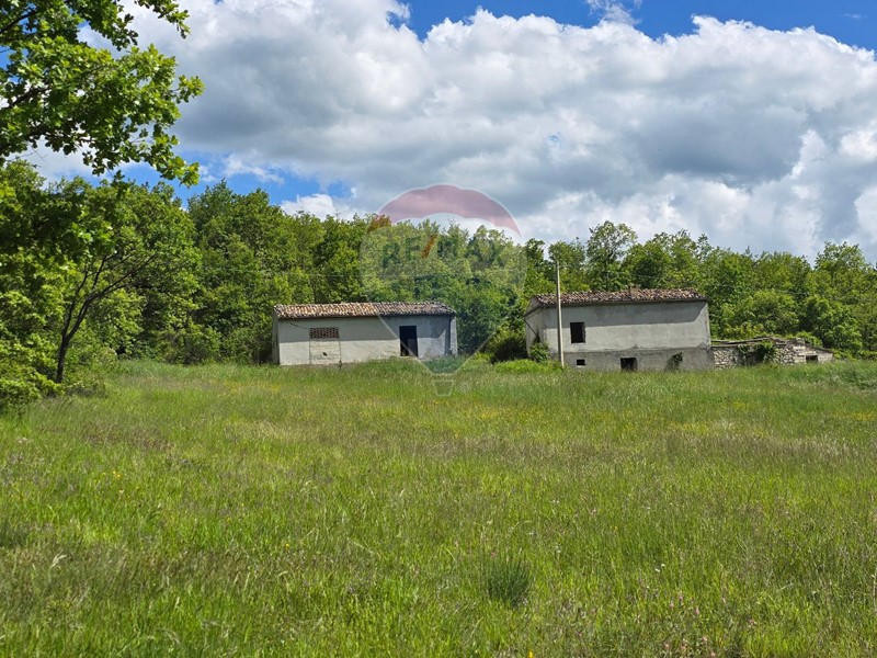 Rustico in Vendita a Lettopalena, 75'000&euro;, 231 m²