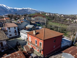 Attività commerciale in Vendita a Guardiagrele, 120'000€, 120 m²