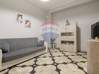 Trilocale in Vendita a Paternò, 63'000€, 75 m²