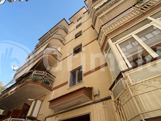 Quadrilocale in Vendita a Napoli, 190'000€, 140 m²