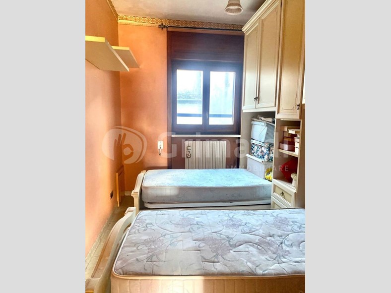 Appartamento in Vendita a Neviano, 75'000€, 145 m²