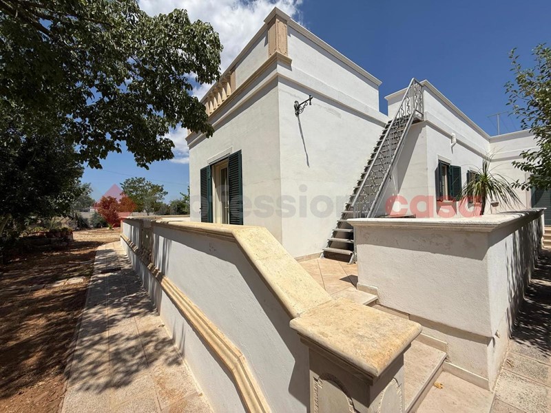 Villa in Vendita a Manduria, 480'000€, 170 m²