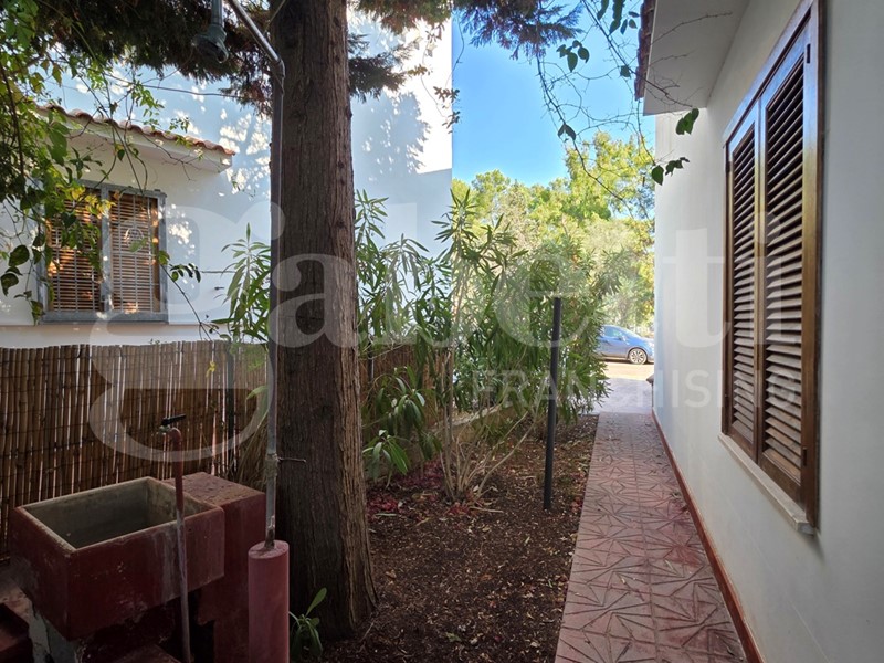 Quadrilocale in Vendita a Taviano, 86'000&euro;, 130 m², arredato