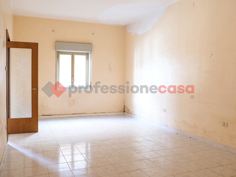 Trilocale in Vendita a Milazzo, 65'000€, 123 m²