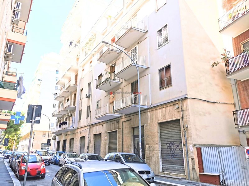 Trilocale in Vendita a Foggia, 69'000&euro;, 90 m²