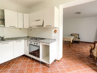 Capannone in Vendita a Vezzano Ligure, 69'000€, 60 m²