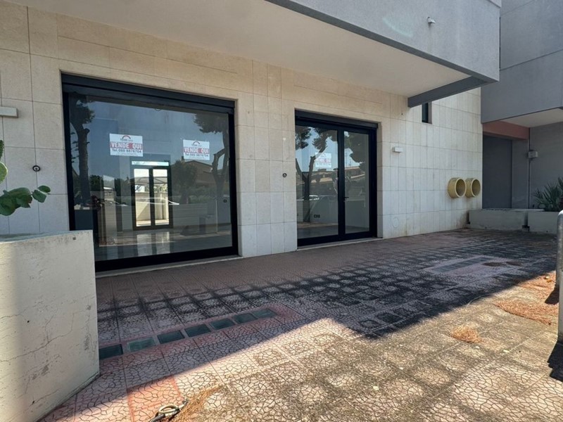 Immobile commerciale in Vendita a Monopoli, 250'000€, 130 m²