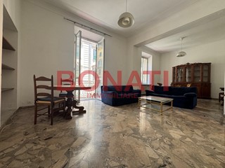Appartamento in Vendita a La Spezia, zona Centro, 360'000€, 156 m²