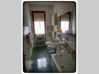 Quadrilocale in Affitto a Viareggio, 750€, 90 m²