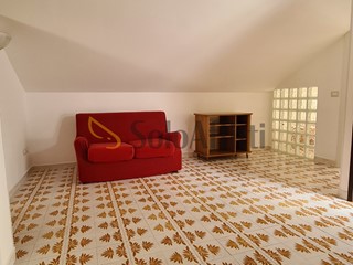 Monolocale in Affitto a Montesilvano, zona Via Bradano, 400€, 50 m², arredato