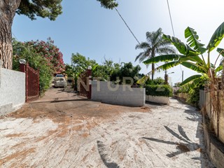 Casa Indipendente in Vendita a Riposto, 900'000€, 182 m²