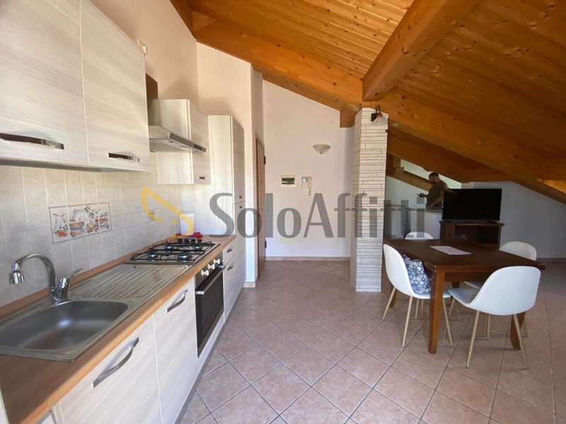 Trilocale in Affitto a Riccione, zona Abissinia/Terme, 750€, 70 m², arredato