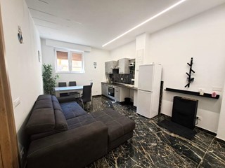 Bilocale in Vendita a Carrara, zona Marina di Carrara, 135'000€, 40 m²