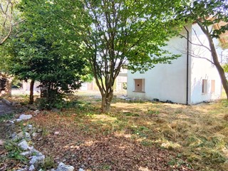 Villa in Vendita a San Pietro in Cerro, 50'000€, 85 m²