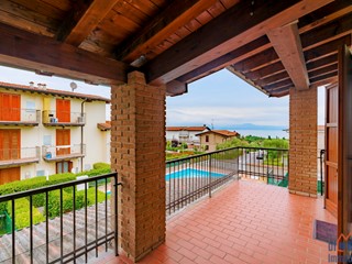 Trilocale in Vendita a Lonato del Garda, zona Barcuzzi, 270'000€, 80 m²
