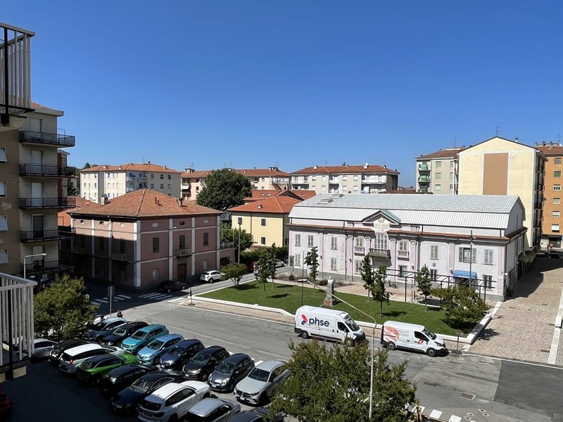 Quadrilocale in Vendita a Cairo Montenotte, 110'000€, 116 m²