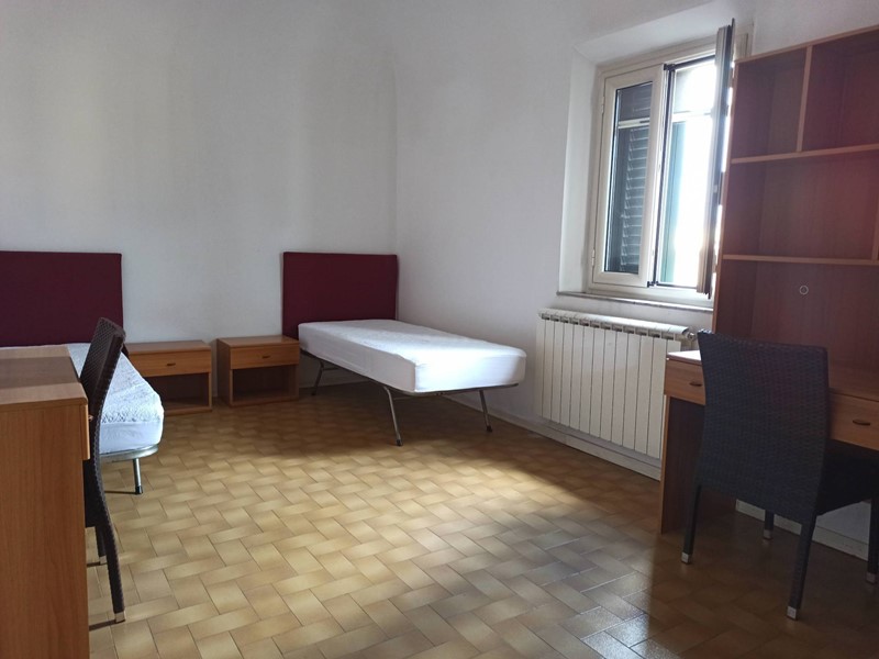 Quadrilocale in Affitto a Pisa, 1'050€, 80 m²