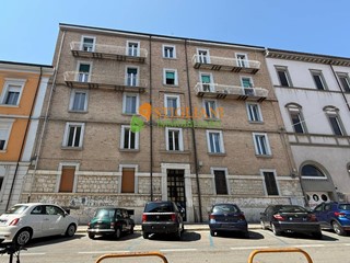 Ufficio in Vendita a Campobasso, 95'000€, 110 m²