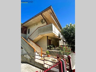 Trilocale in Vendita a Tortoreto, 159'000€, 80 m²